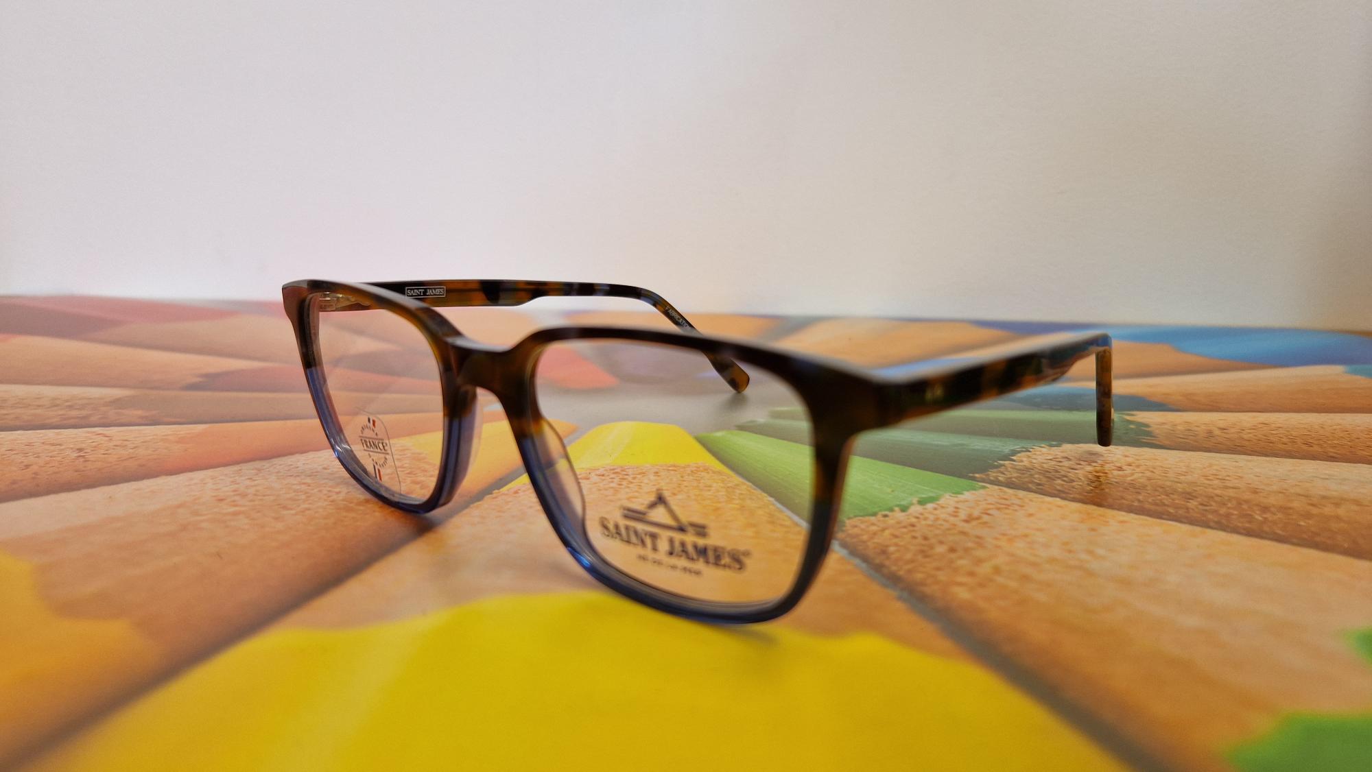 Monture adolescent l'optique en Provence